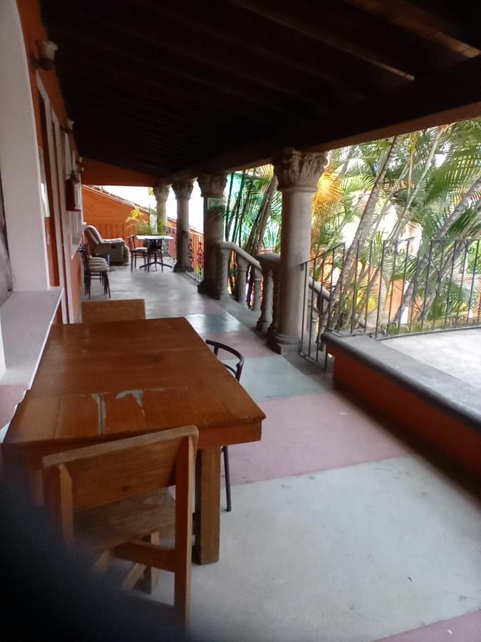 Posada Cocos Cuernavaca Bagian luar foto
